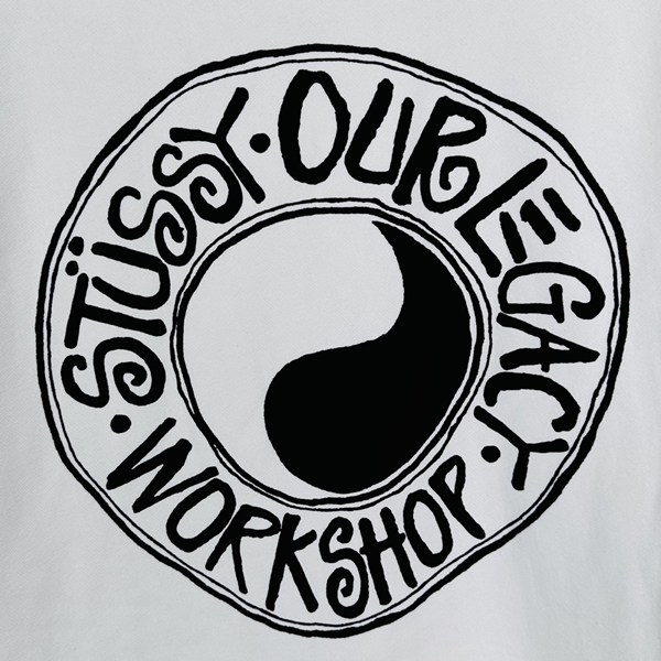 ブランドパーカー着用イメージ